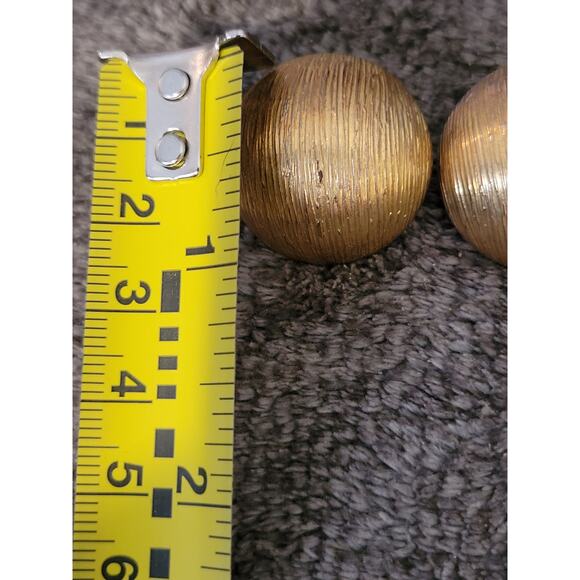 Gold earrings 1 in Round Studs - Picture 3 of 4